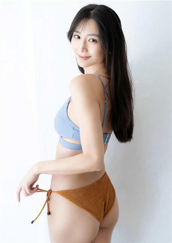 斋藤恭代写真集《Minerva》高清全本[47P] 日系套图-第5张