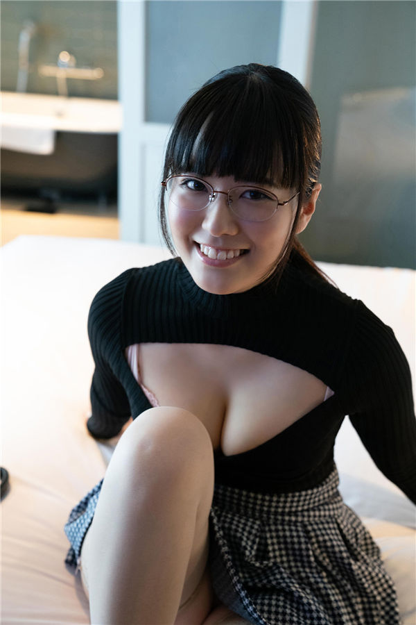 東雲うみ写真集《密会》高清全本[97P] 日系套图-第2张