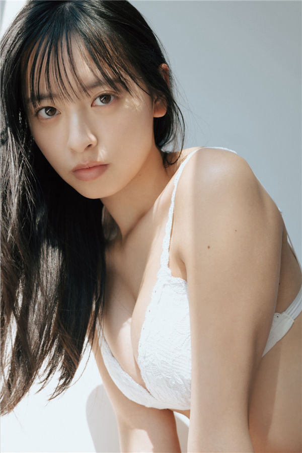 大槻りこ写真集《朝陽と…》高清全本[62P] 日系套图-第4张