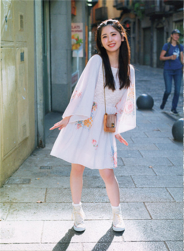 筒井彩萌1ST写真集《感情の隙間》高清全本[170P] 日系套图-第2张
