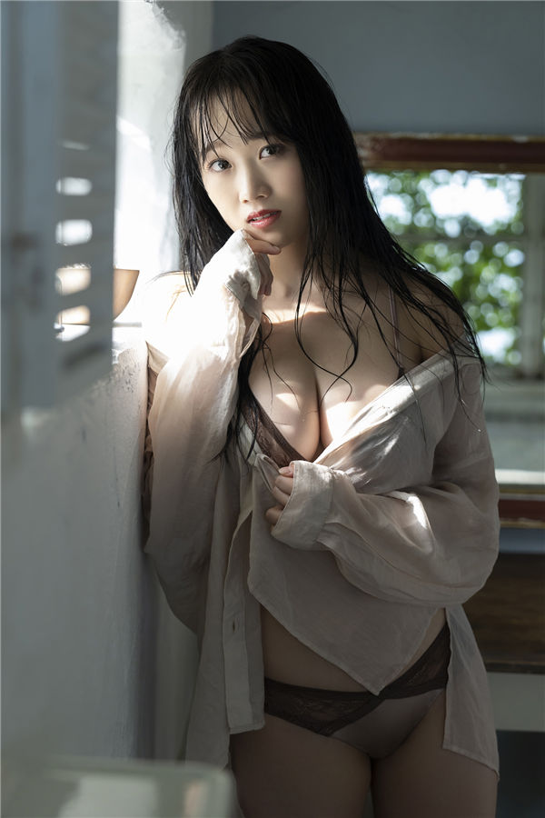 奥村梨穗写真集《奇跡の神乳 vol．2》高清全本[54P] 日系套图-第5张