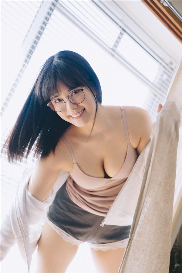 東雲うみ写真集《彼女が部屋でしたいこと》高清全本[58P] 日系套图-第3张