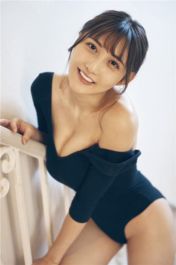 辻りりさ写真集《She is Perfect　後編》高清全本[69P] 日系套图-第3张